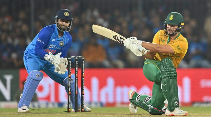 নিয়মরক্ষার ম্যাচে সেঞ্চুরি রসোর, হোয়াইট ওয়াশ হল না ভারতের
