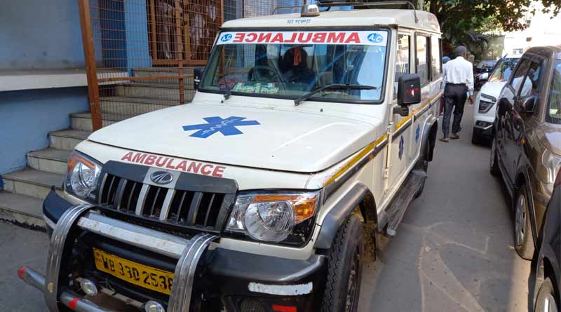 Drug smugglers using ambulance now! 2 arrested in Kolkata । Sangbad Pratidin