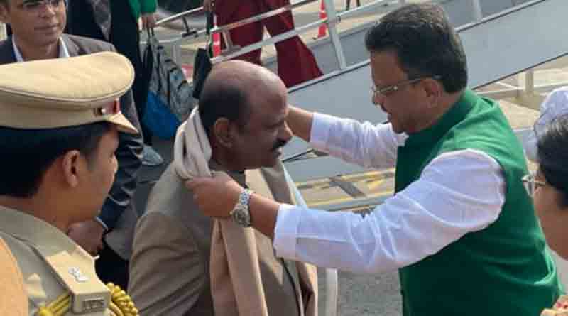 Firhad Hakim welcomes West Bengal Guv CV Anand Bose at airport | Sangbad Pratidin