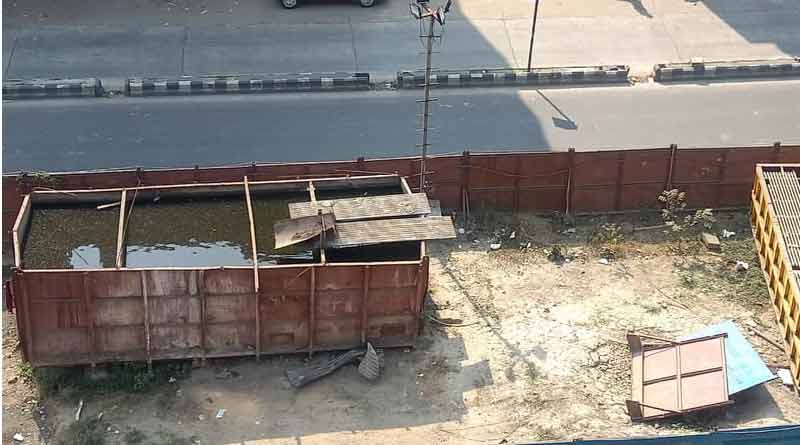 Kolkata Metro construction site breeding ground for mosquito | Sangbad Pratidin