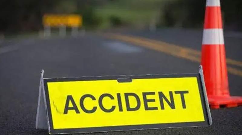 Road Accident left 3 dead in Agarpara | Sangbad Pratidin