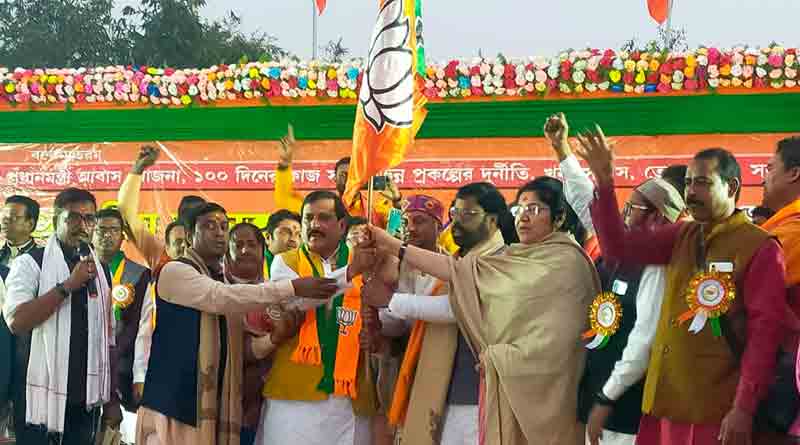 অনুব্রতর গড়ে শুভেন্দুর হানা! দলত্যাগের কয়েক ঘণ্টার মধ্যেই বিজেপিতে যোগ TMC নেতার