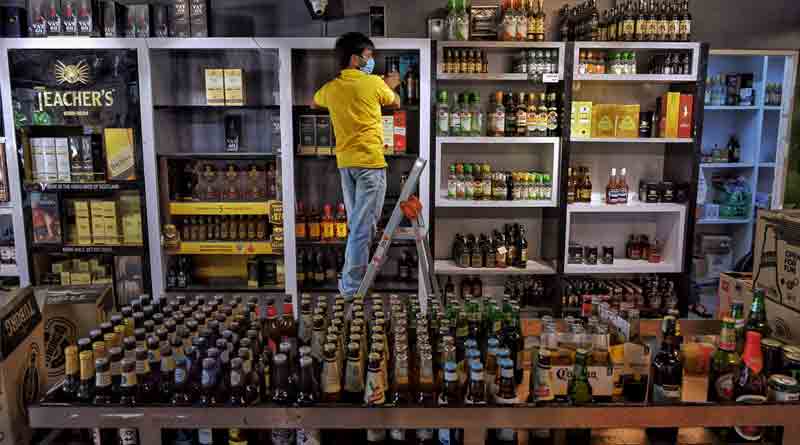 Liquor available in Gujarat for foreigners | Sangbad Pratidin