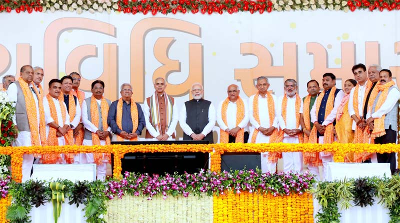 গুজরাট মন্ত্রিসভায় প্রাধান্য ‘পিছড়ে বর্গ’কে, মন্ত্রিত্ব না পেয়ে অসন্তোষ হার্দিকের