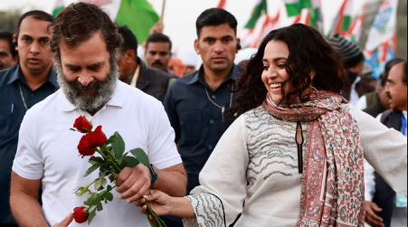 Swara Bhasker gives Rahul Gandhi roses in Bharat Jodo Yatra। Sangbad Pratidin