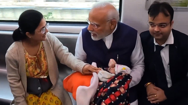 নাগপুর মেট্রোর উদ্বোধনে প্রধানমন্ত্রী, টিকিট কেটে ট্রেনে চেপে সফর মোদির, দেখুন অ্যালবাম