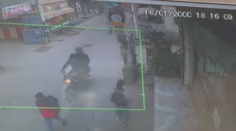 Deadly attack on minor girl in Delhi, video gets viral | Sangbad Pratidin