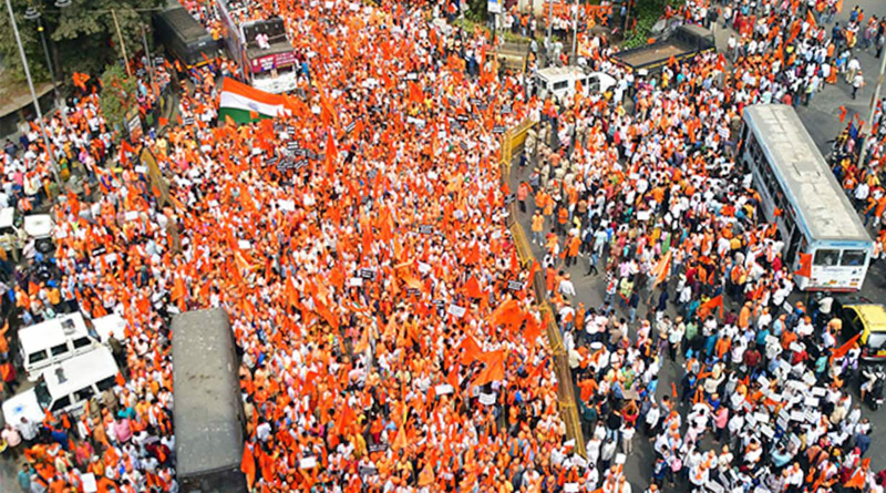 Hundreds In Mumbai March Against 'Love Jihad' and Demand Anti-Conversion Laws | Sangbad Pratidin