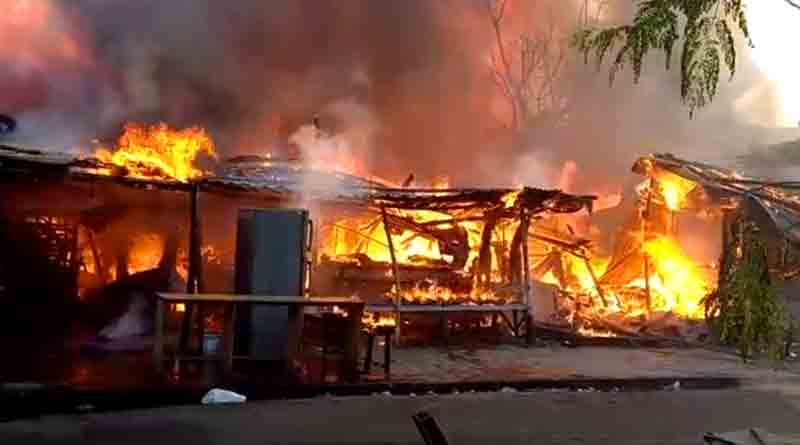 Fire breaks out in Salt lake FD market | Sangbad Pratidin