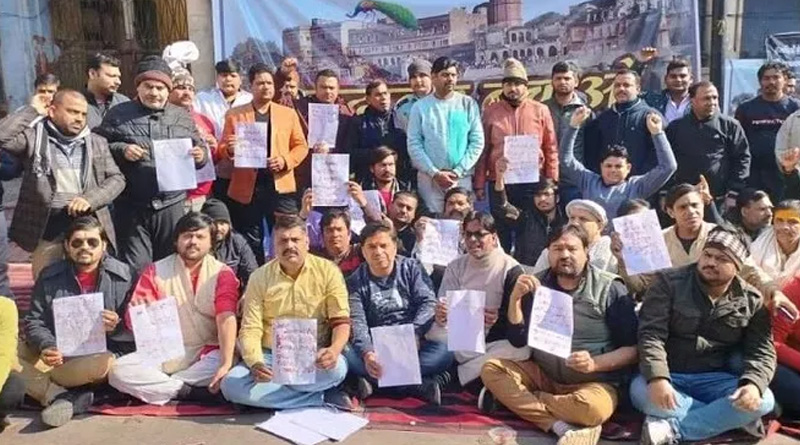 Locals protest against Vrindavan temple corridor, writes letter to Modi and Adityanath | Sangbad Pratidin