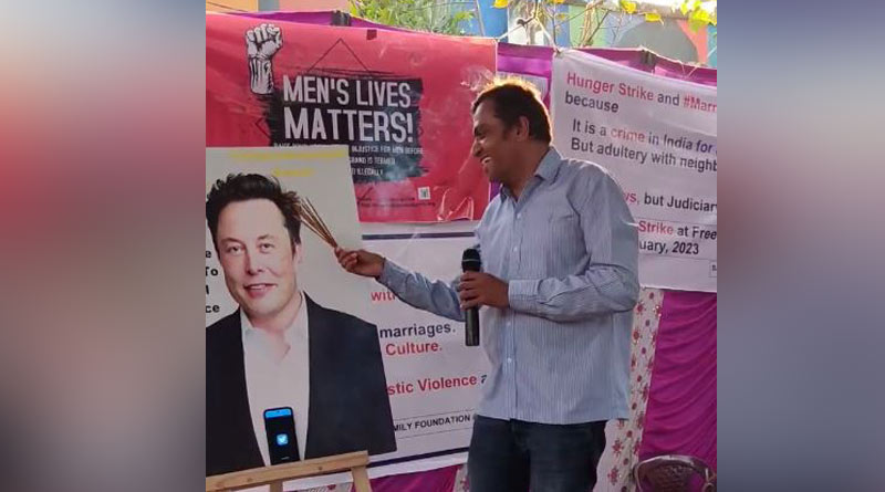 ‘আমাদের কথা বলার সুযোগ দিচ্ছে টুইটার’, এলন মাস্কের পুজো করল বেঙ্গালুরুর পুরুষাধিকার সংগঠন