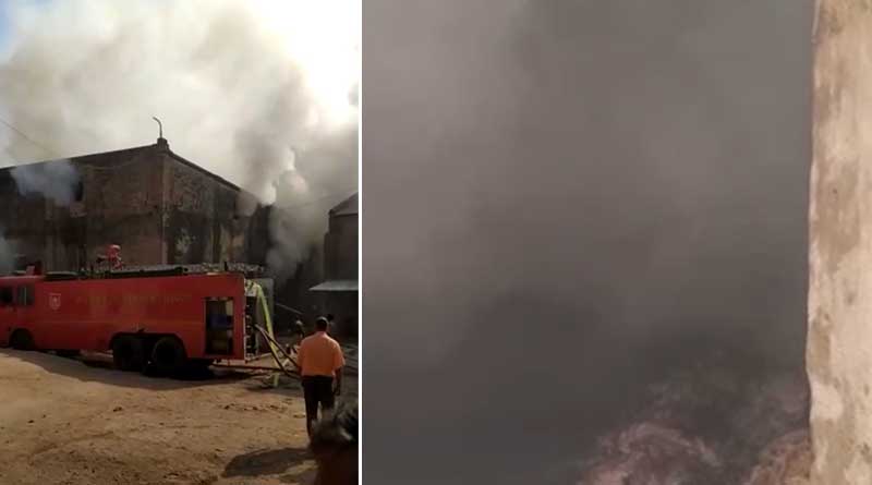 Massive fire breaks out in old jutemill in Kamarhati, labourers get panicked | Sangbad Pratidin