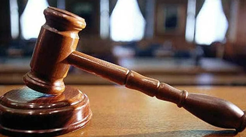 Mother's illicit affair; Karnataka High Court given custody of minor child to father | Sangbad Pratidin