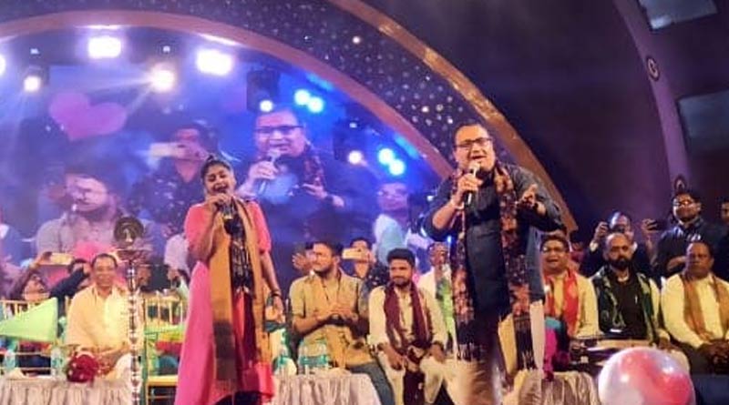 TMC leader Kunal Ghosh sing duet with Saayoni Ghosh । Sangbad Pratidin