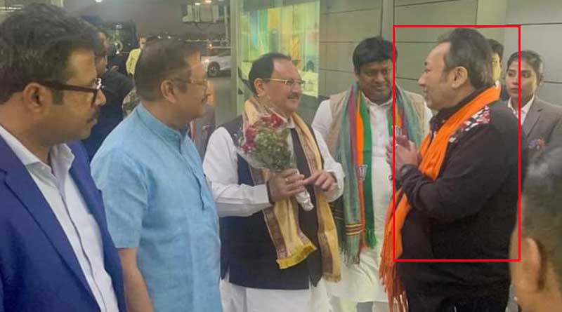 'Rebel' member of BJP welcomes JP Nadda at airport, viral image creates fresh controversy | Sangbad Pratidin