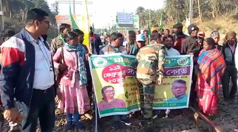‘সারনা ধর্ম কোড’ চালুর দাবি, আদিবাসীদের অবরোধে একাধিক স্টেশনে আটকে দূরপাল্লার ট্রেন