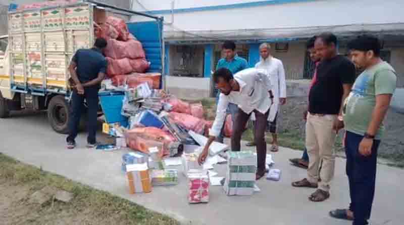Canning teacher allegedly sold books from school | Sangbad Pratidin