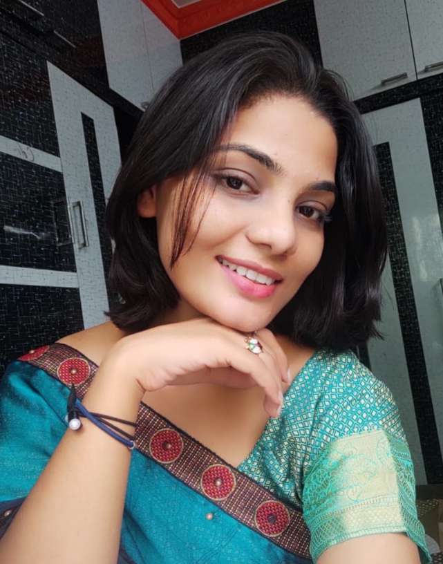 Singer Neha Singh