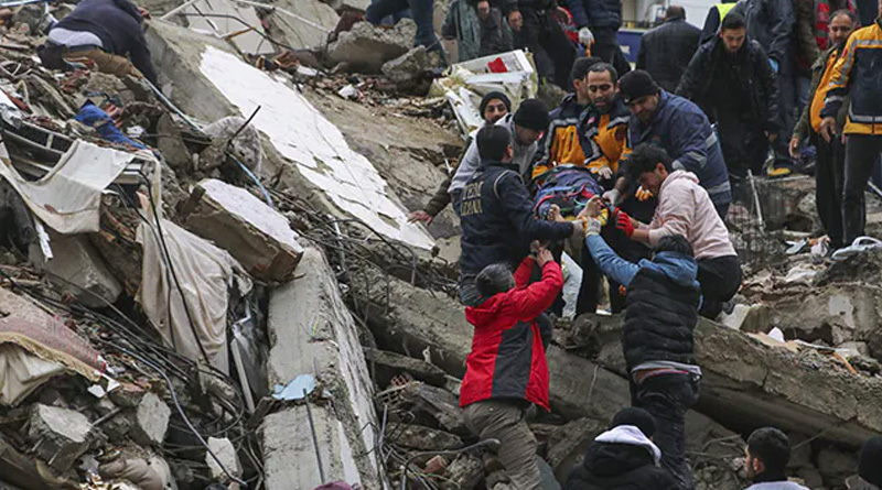 Death toll in Turkey Earthquake rises to 11200, 10 Indians trapped | Sangbad Pratidin