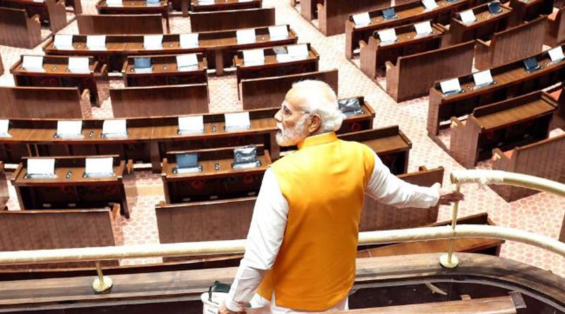 PM Modi reviews new parliament construction during surprise visit। Sangbad Pratidin
