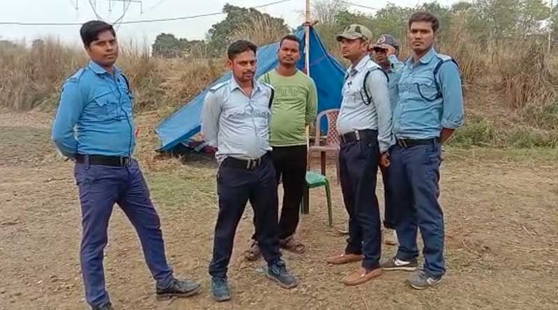 Police deployed in Birbhum where local people found gold । Sangbad Pratidin