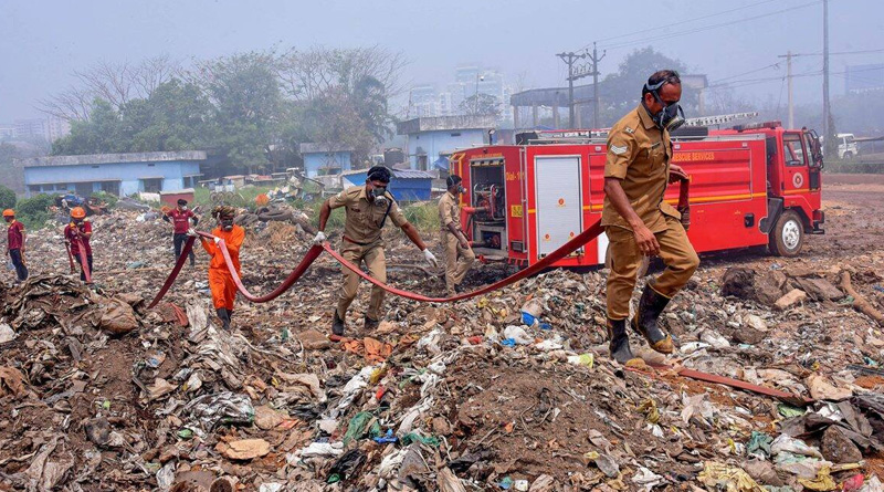 Kerala Govt seeks help from New York City to control Kochi fire | Sangbad Pratidin