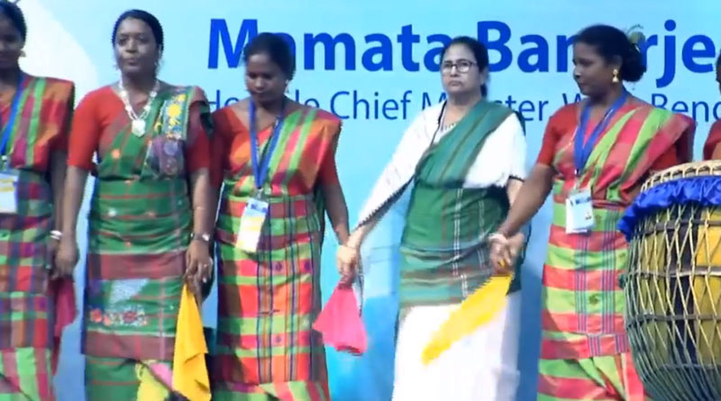 CM Mamata Banerjee dances at President's programme at Netaji Indoor Stadium | Sangbad Pratidin