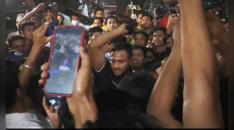 Shakib Al Hasan Loses Cool, Hits Fan, Video Goes Viral | Sangbad Pratidin