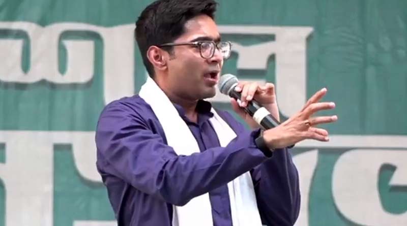 ‘কী করেছে ওরা হিন্দু ধর্মের জন্য?’ বিজেপির বিরুদ্ধে তোপ অভিষেকের