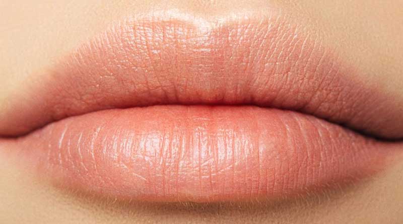 Suffering from dry lips even this summer? here are some tips to take care of your lips