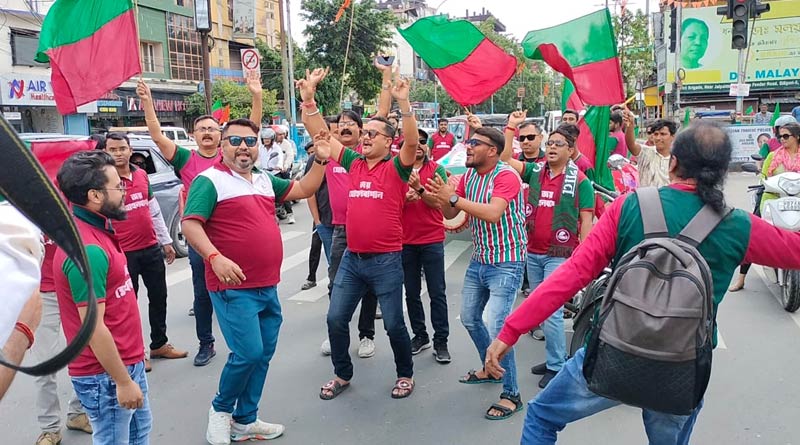 মোহনবাগান অ্যাভিনিউ নামকরণ ঘিরে জমকালো অনুষ্ঠান, সবুজ-মেরুন রঙে ঢাকল শিলিগুড়ি