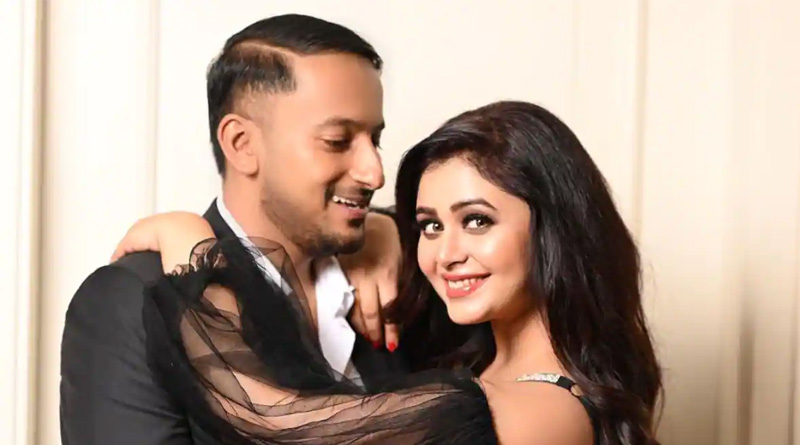 ‘আমাদের নিজের মতো থাকতে দিন’, ব্রেকআপ গুঞ্জনে মুখ খুললেন ঋতাভরীর প্রেমিক তথাগত