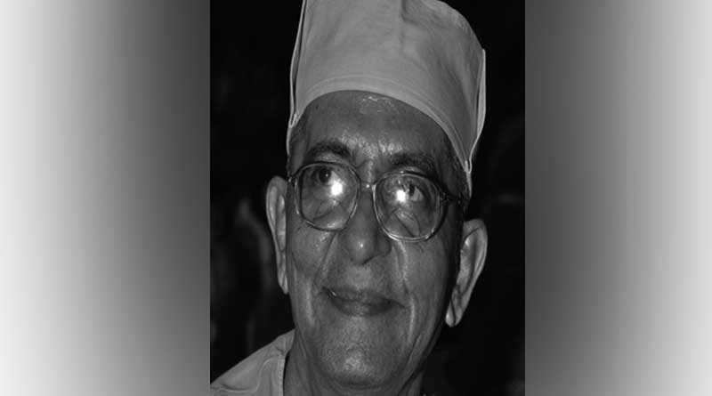 Vice President of Ramkrishna Math and Mission Swami Prabhananda Maharaj passes away at the age of 91 | Sangbad Pratidin
