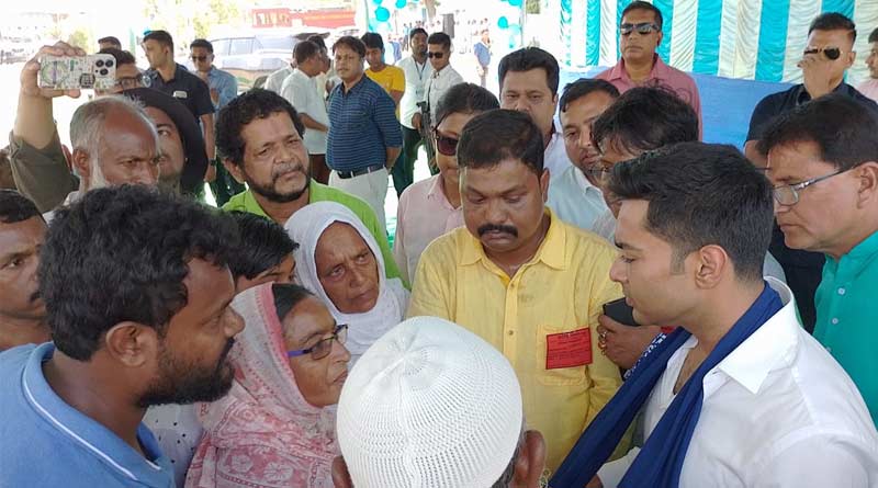 Abhishek Banerjee Meets with the victims of lightning strike in Indus | Sangbad Pratidin
