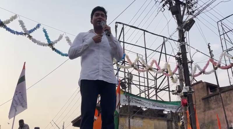 ‘ক্ষমতা থাকলে গ্রেপ্তার করে দেখাও’, বাঁকুড়া ছাড়ার আগে সিবিআইকে চ্যালেঞ্জ অভিষেকের