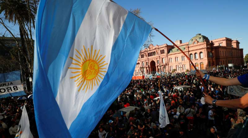 Argentina’s inflation reaches 100 per cent। Sangbad Pratidin