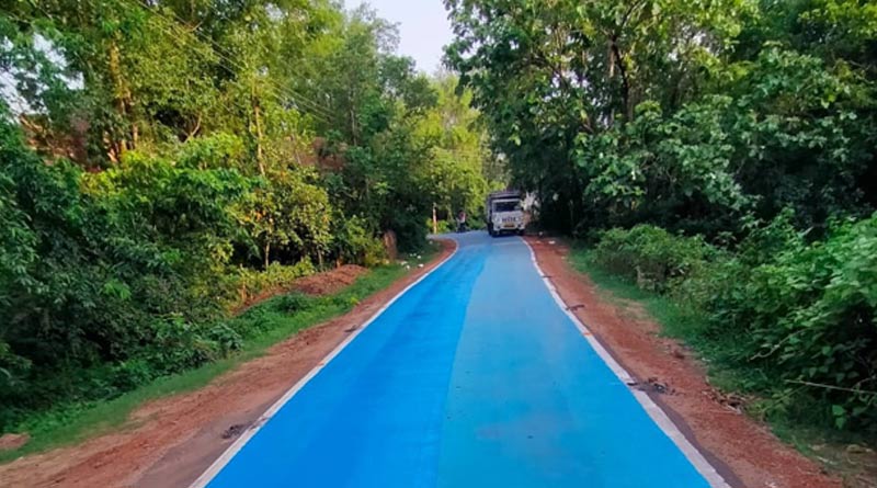 Road made of plastic waste as environmental friendly meterial in East Burdwan | Sangbad Pratidin