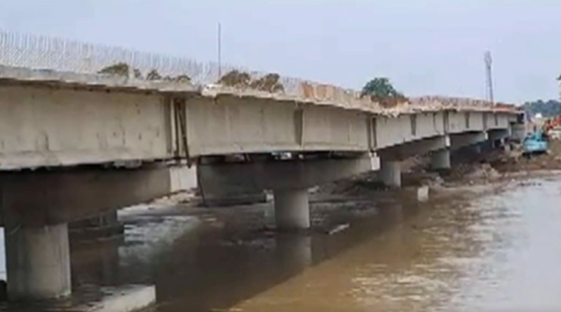 তিন সপ্তাহে দু’বার, বিহারে ফের নির্মীয়মাণ সেতু ভেঙে পড়ল নদীতে! তদন্তের নির্দেশ