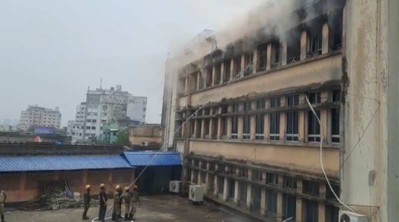 Massive fire breaks out at Govt. office in Central Avenue, people get panicked | Sangbad Pratidin