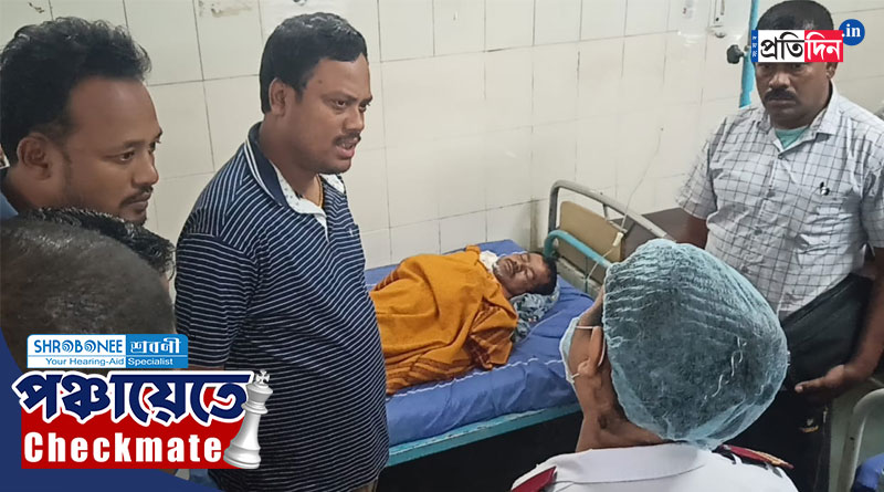 Panchayat Election 2023: TMC worker injured by Allegedly BJP Miscreants in Dinhata | Sangbad Pratidin