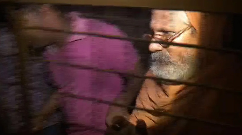 নিজের আশ্রমেই নাবালিকাকে লাগাতার ধর্ষণ, বিস্ফোরক অভিযোগ ধর্মগুরুর বিরুদ্ধে