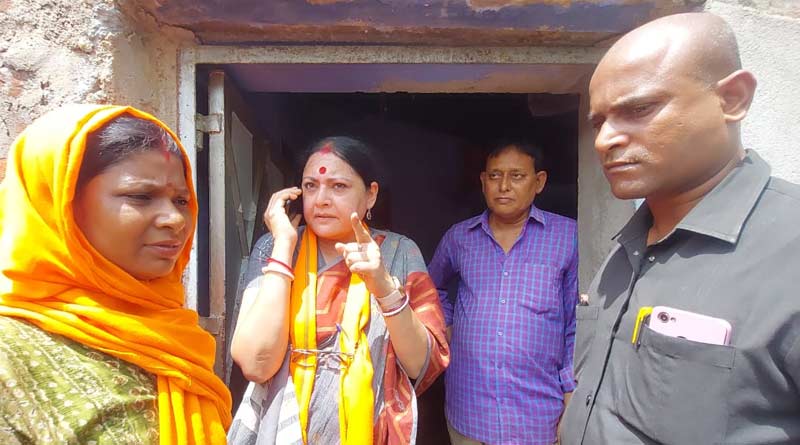 Panchayat Election: Agnimitra Paul raids ration shop and finds low quality food, rebukes dealer | Sangbad Pratidin