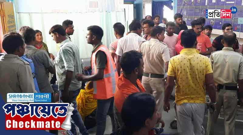 WB Panchayat Poll: CPM and TMC clashed at Galsi, six injured | Sangbad Pratidin
