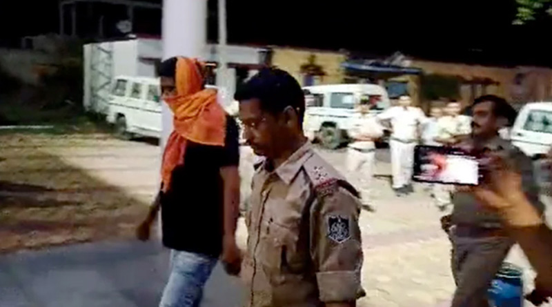 আদিবাসী যুবকের মুখে প্রস্রাবের অভিযোগ, মধ্যরাতে গ্রেপ্তার অভিযুক্ত ‘বিজেপি কর্মী’