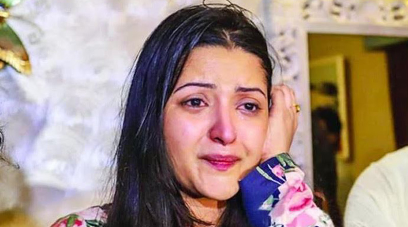 আদালতে শ্লীলতাহানির ঘটনার বিবরণ, বিচারকের সামনেই কান্নায় ভেঙে পড়লেন পরীমণি