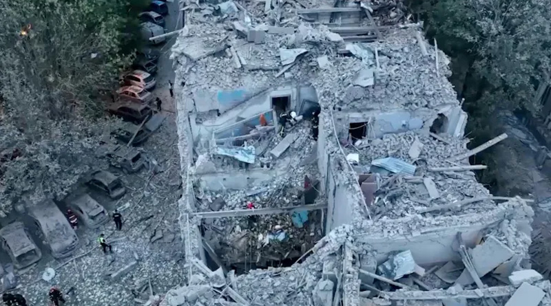 Russian missile strikes Ukraine apartment, 4 died, many buried under rubble | Sangbad Pratidin