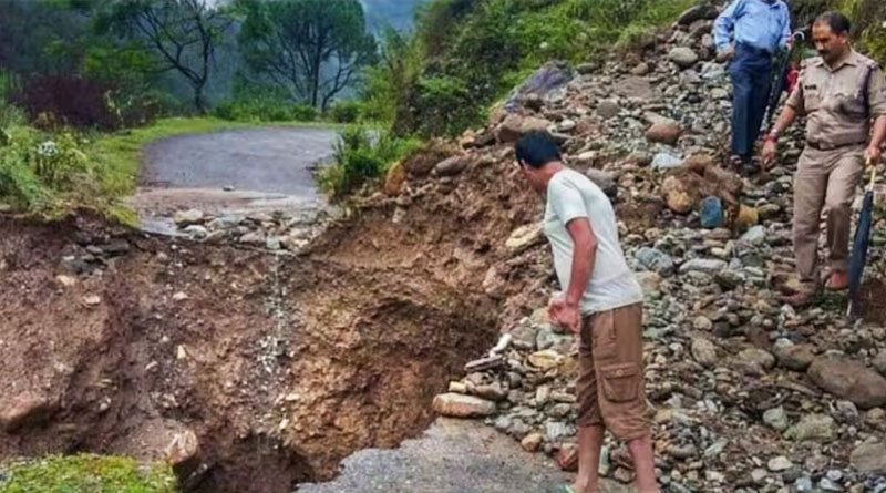 3 dead as landslide hits Kedarnath Yatra route, 16 still missing | Sangbad Pratidin