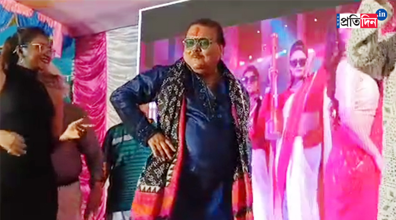 Madan Mitra promotes 'Oh!Lovely' with team at Tarapith | Sangbad Pratidin