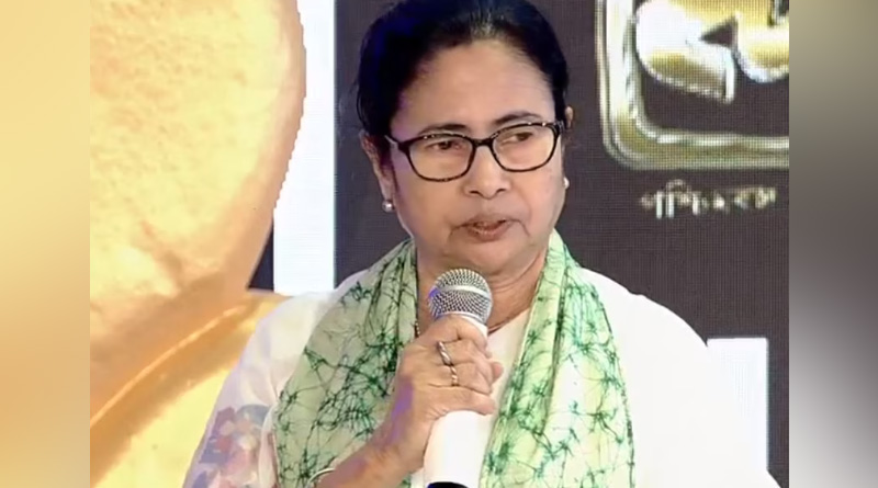 ‘নিমফুলের মধু’ থেকে ‘জগদ্ধাত্রী’, টেলি সম্মান অনুষ্ঠানে প্রিয় ধারাবাহিকের তালিকা দিলেন মুখ্যমন্ত্রী