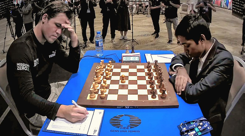 Magnus Carlsen beats Praggnanandhaa in World Chess Championship । Sangbad Pratidin